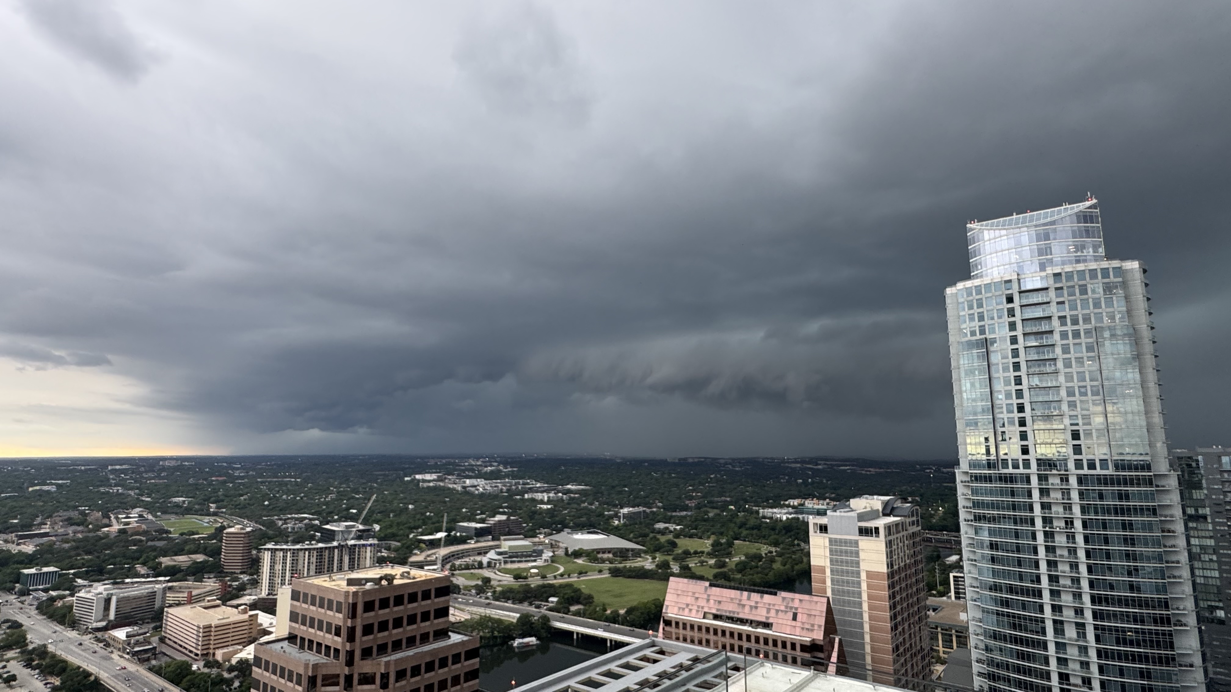 Shelf cloud and storm front advancing over Austin, viewed from elevation